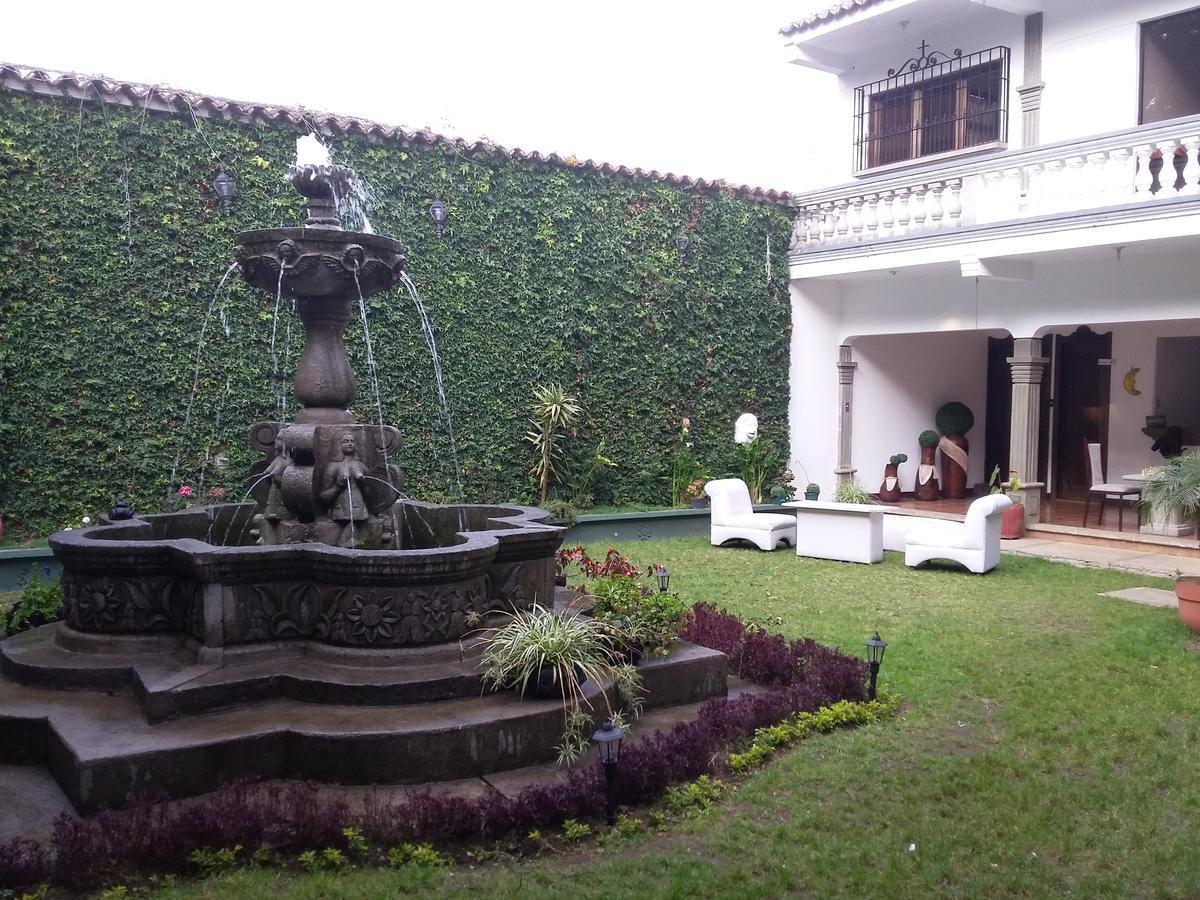Hotel Casa San Bartolome à San Bartolome Milpas Altas Extérieur photo