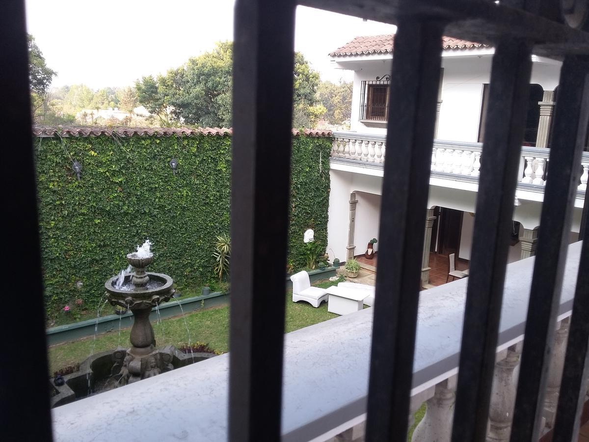 Hotel Casa San Bartolome à San Bartolome Milpas Altas Extérieur photo